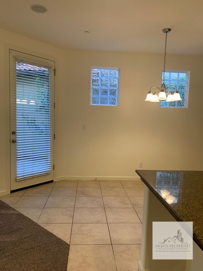 Building Photo - 3663 Etchings Way