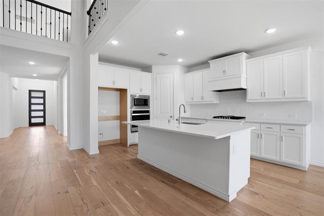 Building Photo - 537 Oakmoss St