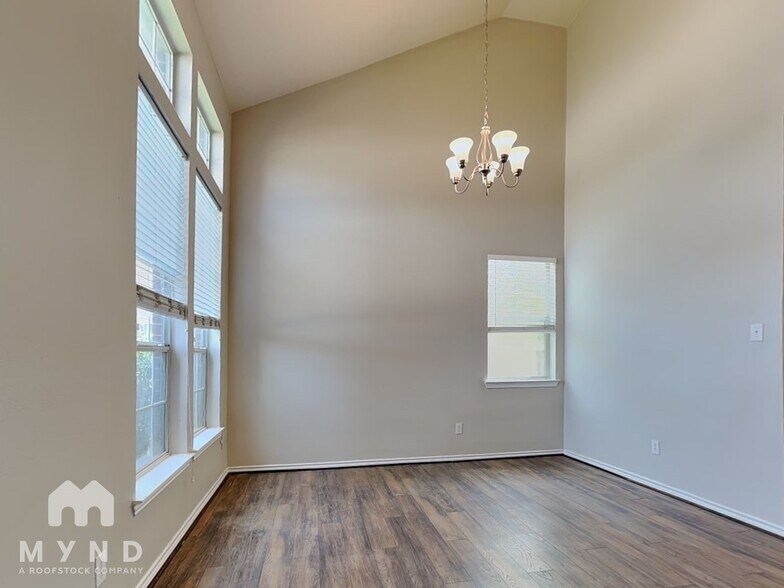 Building Photo - 32003 Ashton Ln