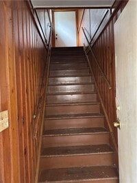 Building Photo - 196 4th St