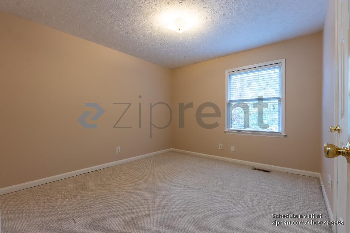 Building Photo - 125 Pine Top Ct