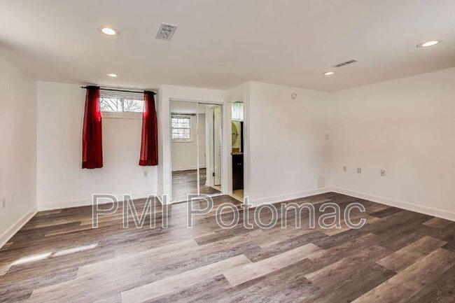 Building Photo - 12609 Holdridge Rd