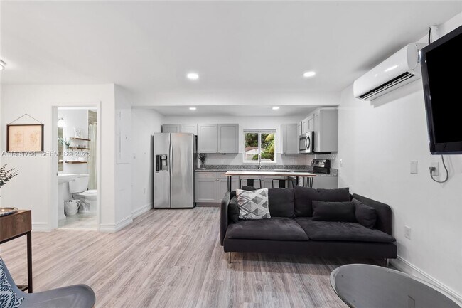 Building Photo - 1850 NW 92nd St