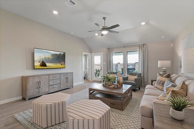 Building Photo - 21110 Bella Coral Dr