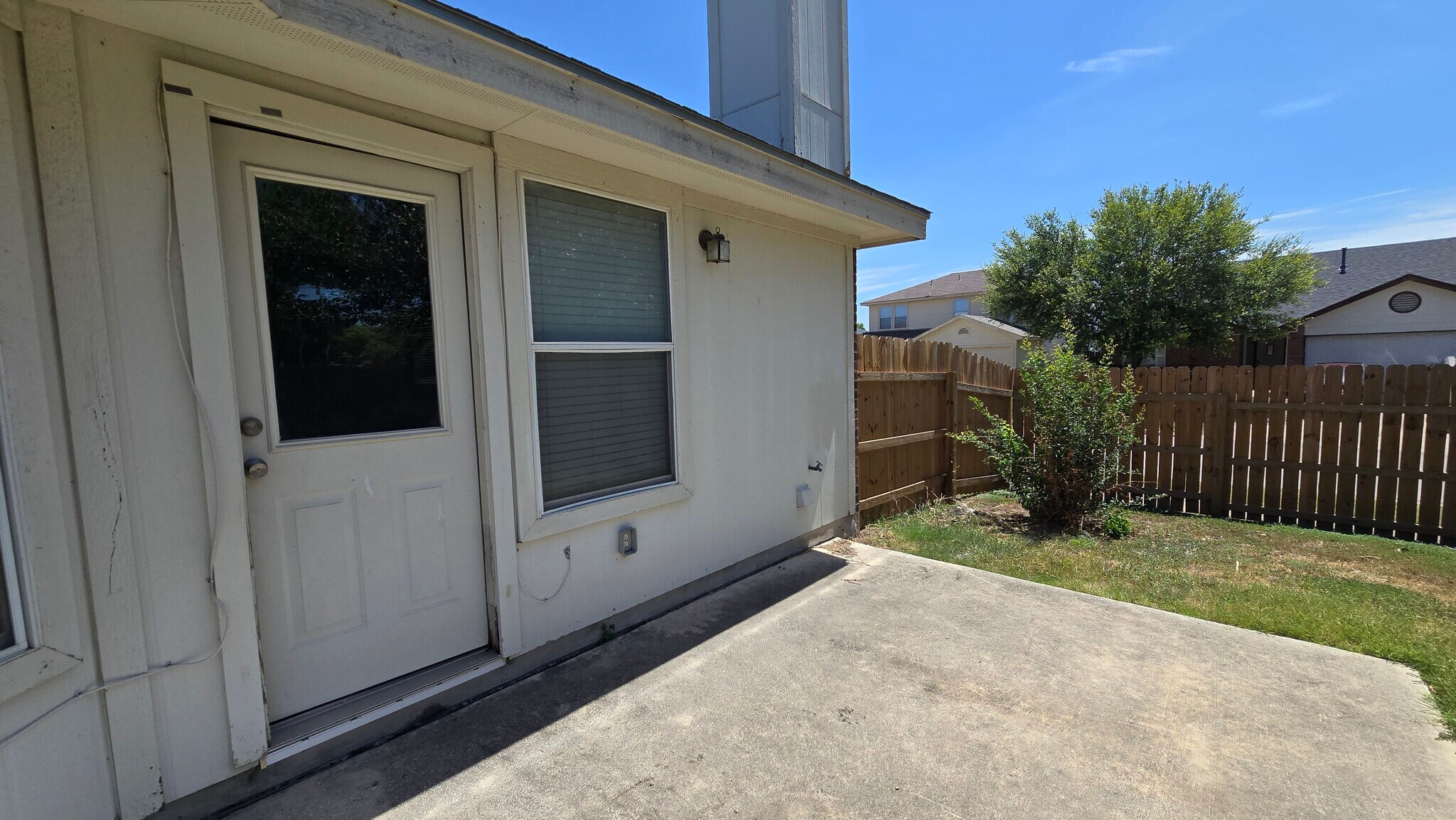 Building Photo - 8542 Snakeweed Dr