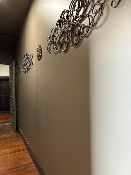 Hall outside loft, original 21 pane door - 225 E Blaine Ln