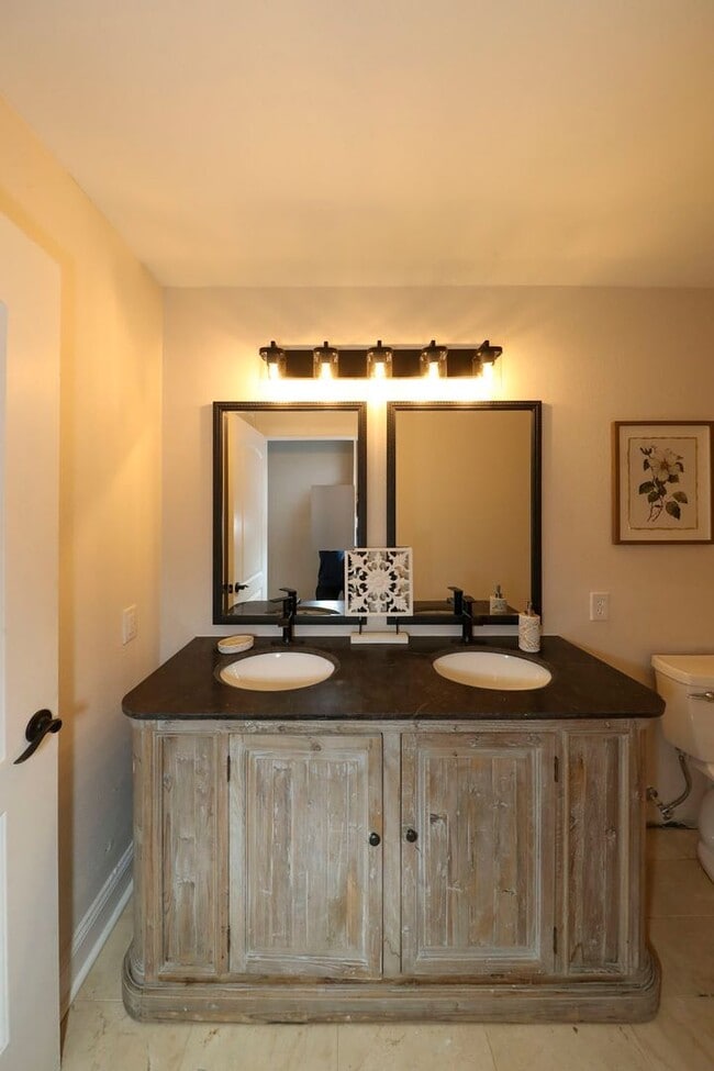 Building Photo - Luxury Kingsmill Treehouse Retreat | 7BR Custom Home with Private Suite