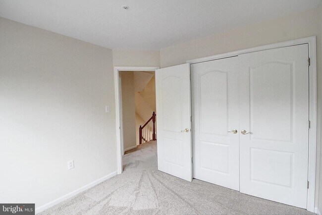 Building Photo - 925 Jubal Way