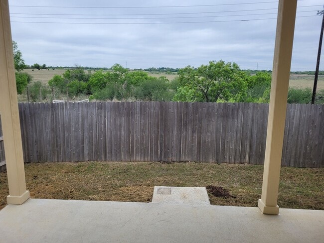 Building Photo - 3BD 2BA in New Braunfels