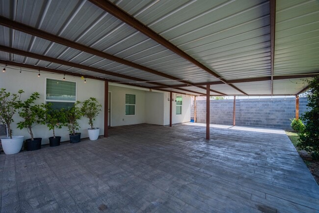 Building Photo - 5617 St Luke Blvd