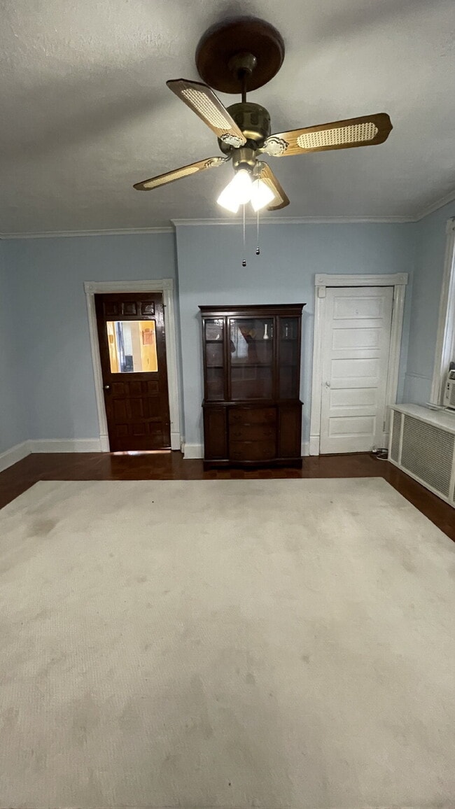 Building Photo - 19 S 6th St