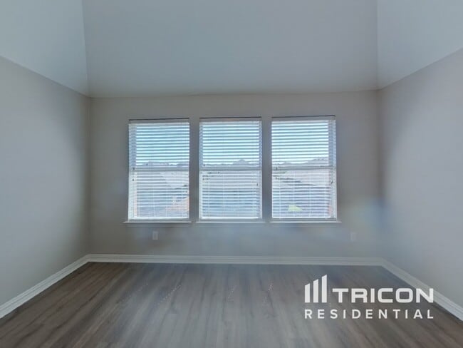 Building Photo - 7814 Longbow Ln
