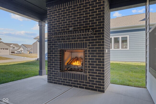 Building Photo - 15440 Cardonia Rd