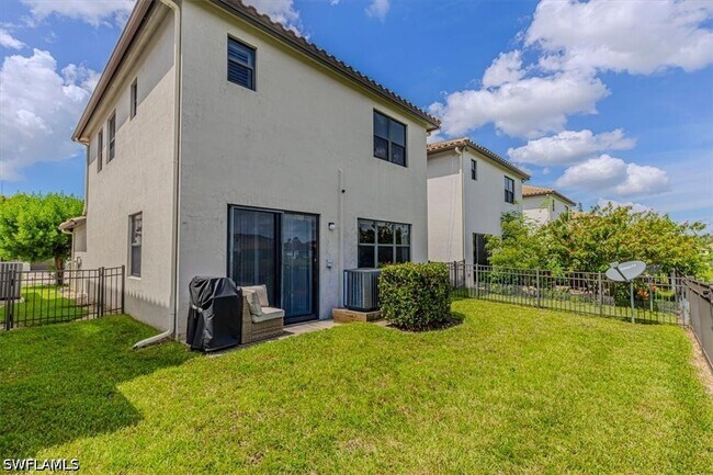 Building Photo - 8732 Madrid Cir
