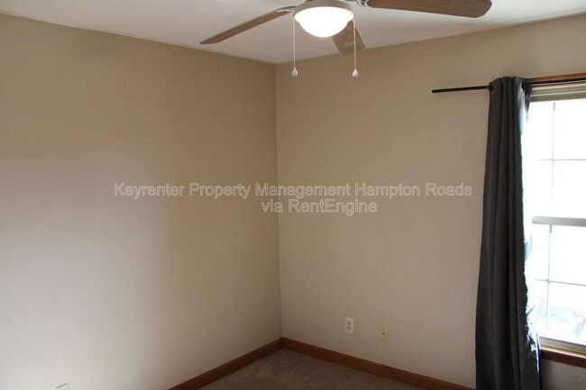Building Photo - 1210 Plantation Lakes Cir
