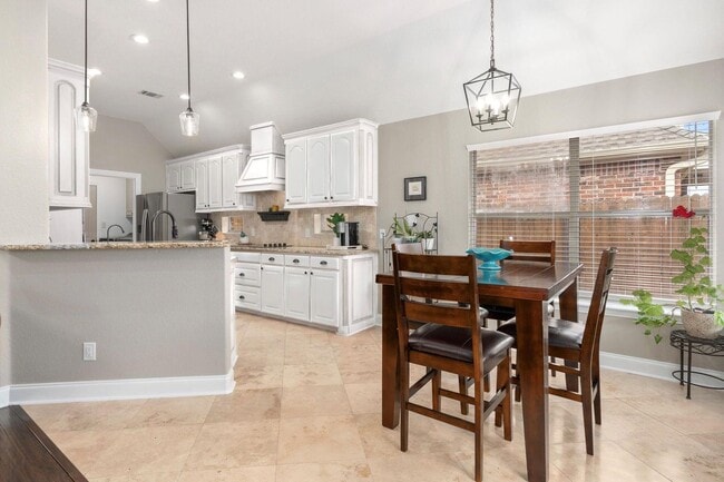 Building Photo - Upgraded 3 Bed Home in Aledo ISD with Office and Spacious Open Layout