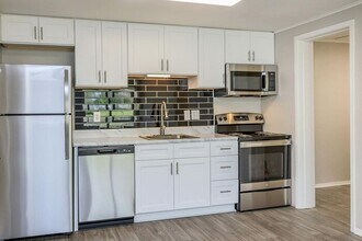 Building Photo - 124 Safe Harbor Dr