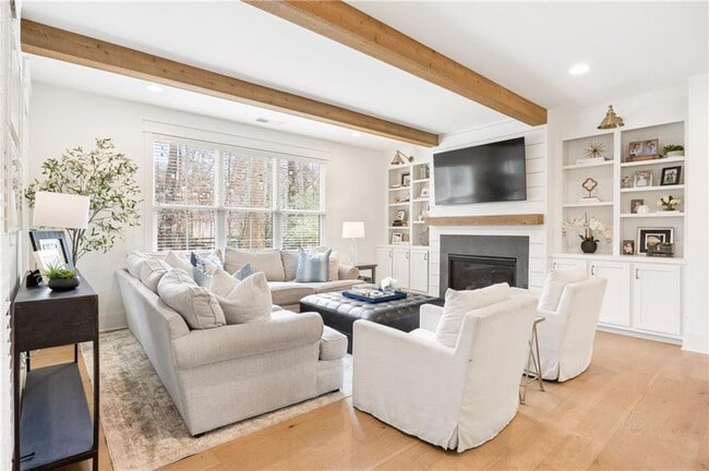 Building Photo - 5638 Glenrich Dr