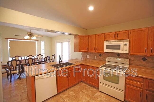 Building Photo - 4407 W Kimberly Way