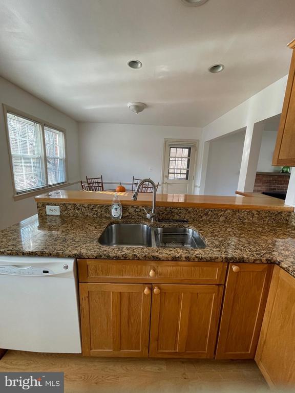 Building Photo - 5607 7th St S