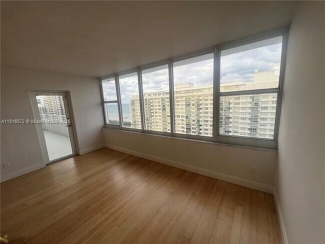 Building Photo - 5600 Collins Ave