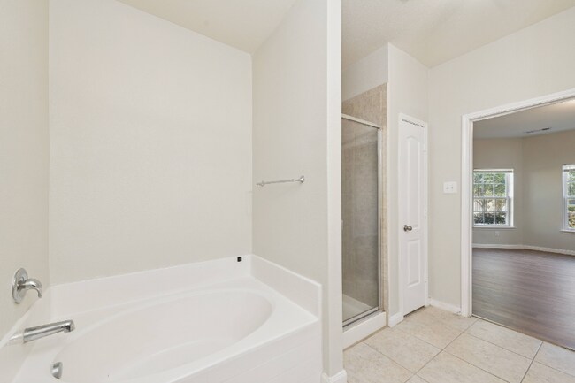 Building Photo - 312 Magnolia Dr
