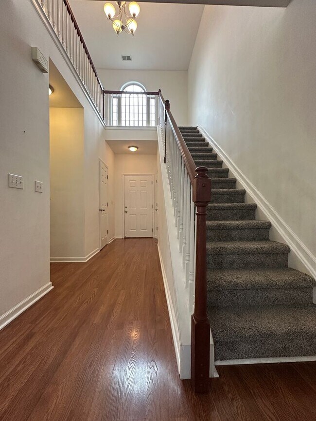 Building Photo - COMING SOON! Beautiful, Spacious 3 BR Home...