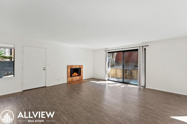 Building Photo - 255 Avenida Montalvo