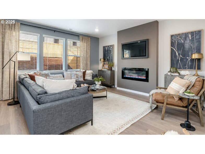 Building Photo - 9218 SE Azalea St