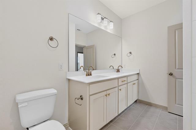 Building Photo - 8852 Magnet Dr