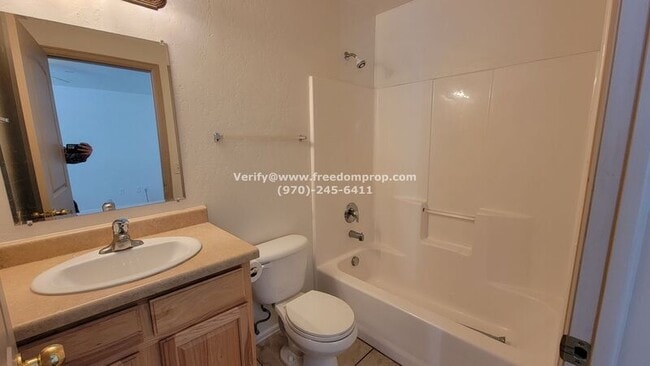 Building Photo - 251-229 29 Rd
