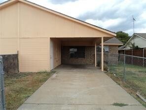 Building Photo - 2109 Quail Run