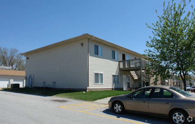 Primary Photo - Haley's Court Apartments
