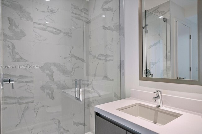 Building Photo - 851 NE 1st Ave