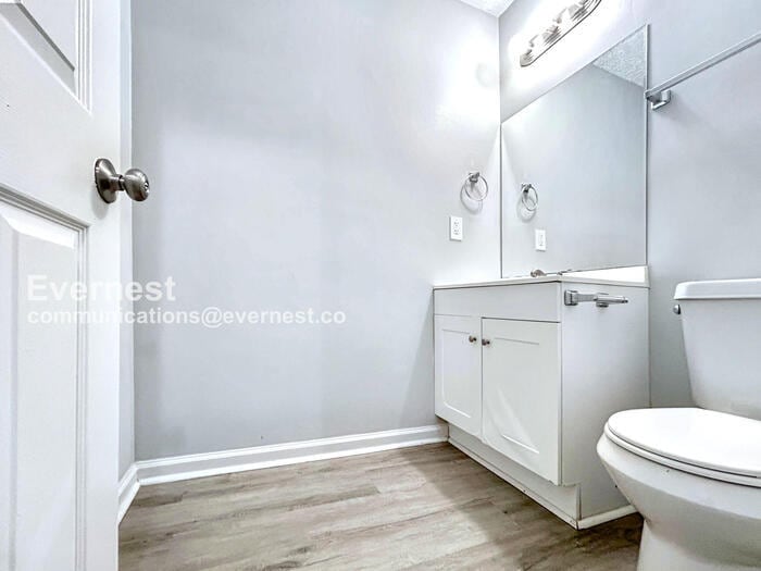 Building Photo - 1194 Stoneham Ct