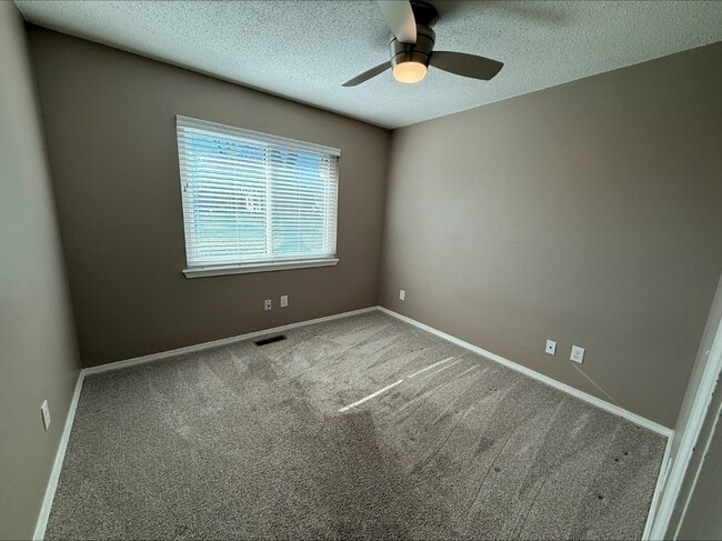 Building Photo - 714 E Beaver St