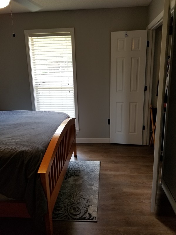 Building Photo - 2000 Ridgewood Dr