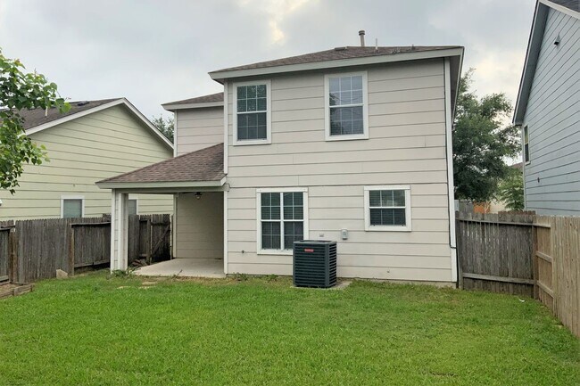 Building Photo - 29607 Evergreen Hills Dr