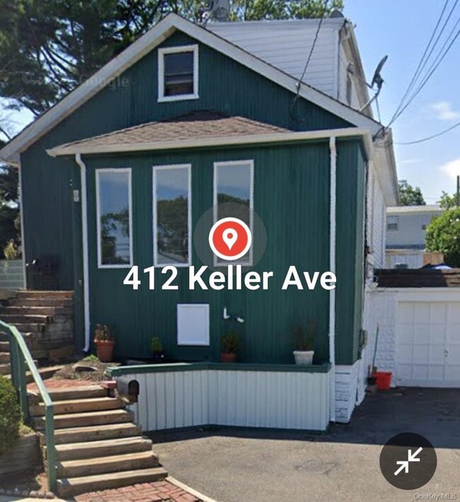 Building Photo - 412 Keller Ave