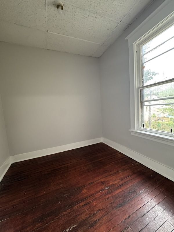 Building Photo - 184 N Lake Ave