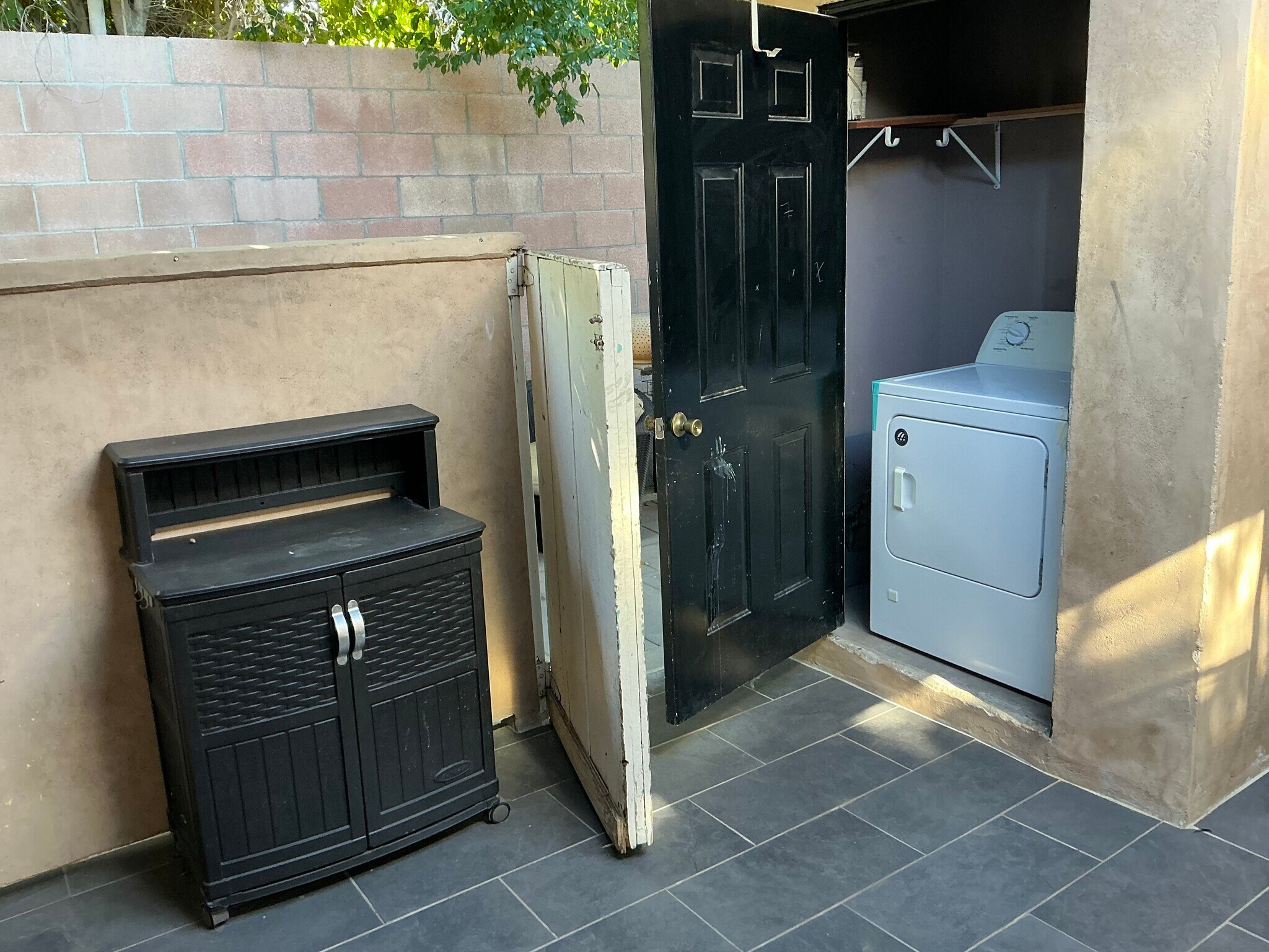 Building Photo - 45652 Lantana Ave