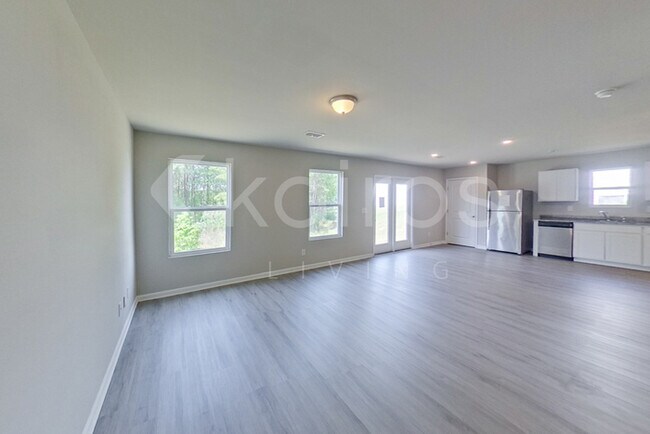 Building Photo - 248 York Ln