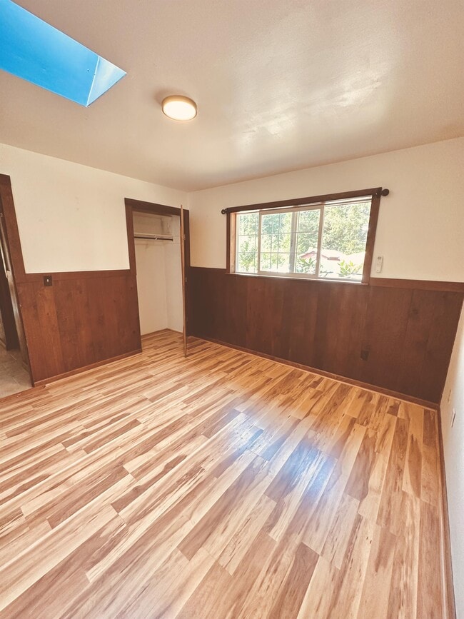 Building Photo - 21745 S Lewellen Rd