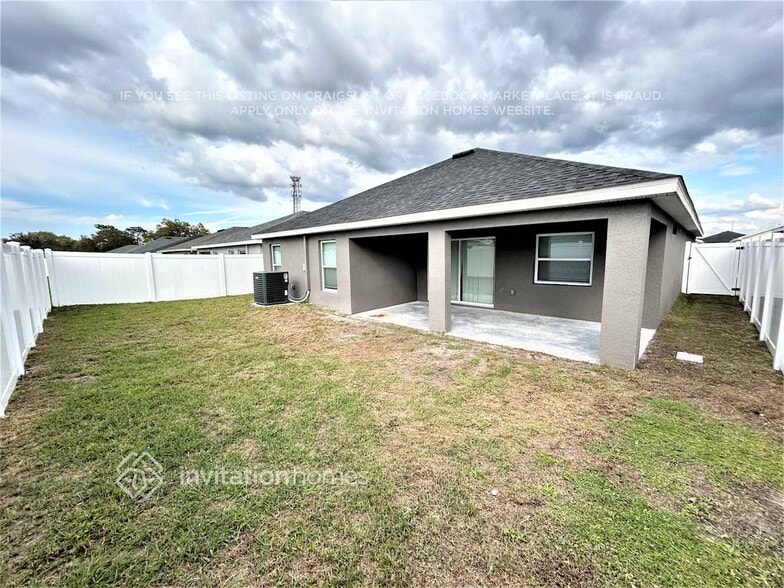 Building Photo - 3918 Willow Ridge Dr