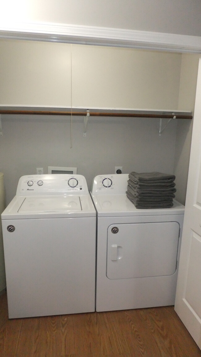 Washer and Dryer in Laundry Closet - 605 W North St