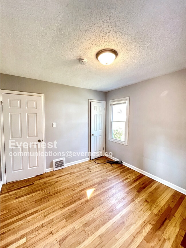 Building Photo - 12076 Laing St