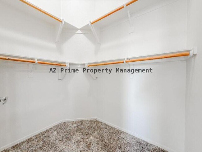 Building Photo - 2725 E Mine Creek Rd