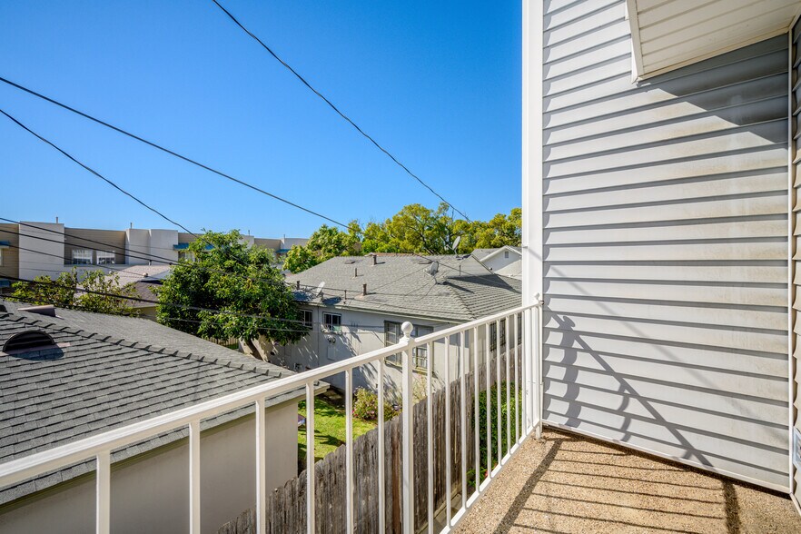 Building Photo - 1030 Ruberta Ave