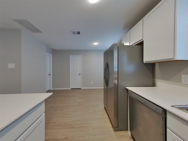 Building Photo - 3023 Twisted Myrtle Dr