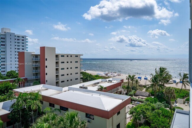 Building Photo - 1500 N Ocean Blvd